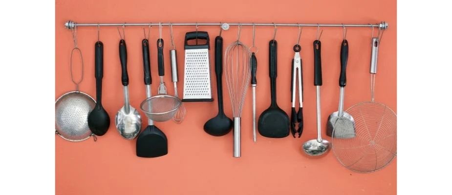 Para que serve cada utensílio de cozinha: guia completo para sua rotina